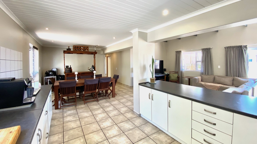 4 Bedroom Property for Sale in Velddrif Western Cape